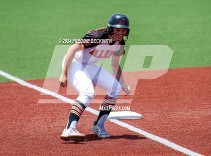 Thumbnail 3 in Aledo vs. Harlingen South (UIL 5A Softball Semifinal) photogallery.
