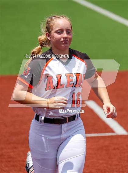 Thumbnail 2 in Aledo vs. Harlingen South (UIL 5A Softball Semifinal) photogallery.