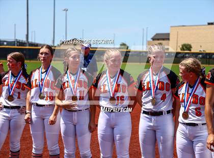 Thumbnail 3 in Aledo vs. Harlingen South (UIL 5A Softball Semifinal) photogallery.