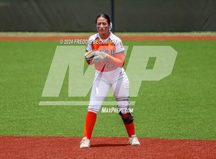 Thumbnail 2 in Aledo vs. Harlingen South (UIL 5A Softball Semifinal) photogallery.