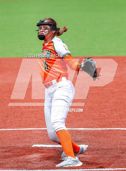 Thumbnail 2 in Aledo vs. Harlingen South (UIL 5A Softball Semifinal) photogallery.
