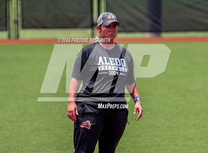 Thumbnail 3 in Aledo vs. Harlingen South (UIL 5A Softball Semifinal) photogallery.