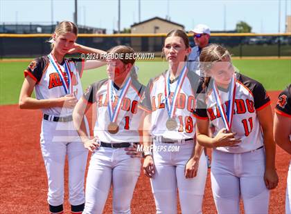Thumbnail 2 in Aledo vs. Harlingen South (UIL 5A Softball Semifinal) photogallery.