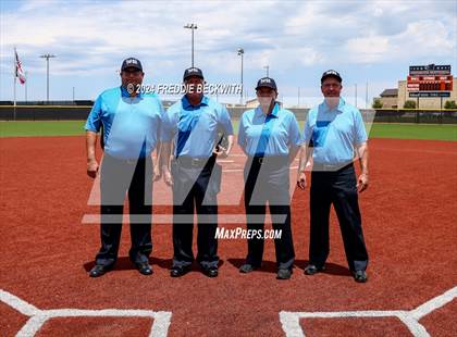 Thumbnail 3 in Aledo vs. Harlingen South (UIL 5A Softball Semifinal) photogallery.