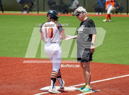 Thumbnail 1 in Aledo vs. Harlingen South (UIL 5A Softball Semifinal) photogallery.
