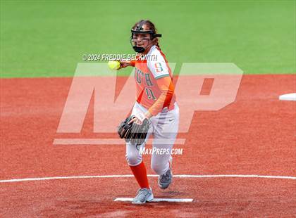 Thumbnail 1 in Aledo vs. Harlingen South (UIL 5A Softball Semifinal) photogallery.