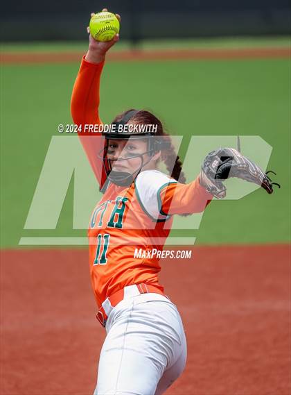 Thumbnail 1 in Aledo vs. Harlingen South (UIL 5A Softball Semifinal) photogallery.