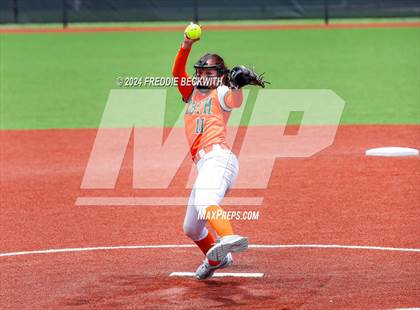 Thumbnail 1 in Aledo vs. Harlingen South (UIL 5A Softball Semifinal) photogallery.