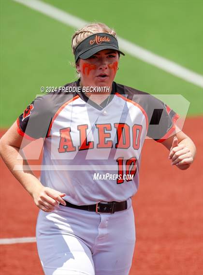 Thumbnail 1 in Aledo vs. Harlingen South (UIL 5A Softball Semifinal) photogallery.