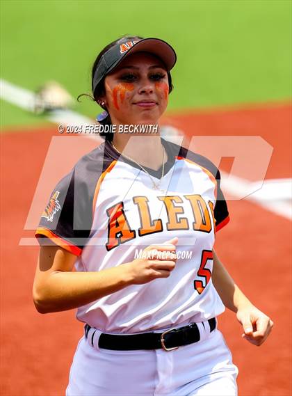 Thumbnail 3 in Aledo vs. Harlingen South (UIL 5A Softball Semifinal) photogallery.