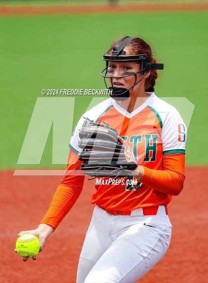 Thumbnail 3 in Aledo vs. Harlingen South (UIL 5A Softball Semifinal) photogallery.