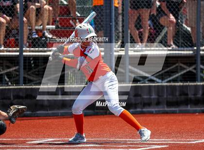Thumbnail 2 in Aledo vs. Harlingen South (UIL 5A Softball Semifinal) photogallery.
