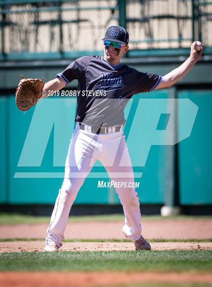 Thumbnail 1 in Pueblo West vs. Holy Family (CHSAA 4A Quarterfinal) photogallery.