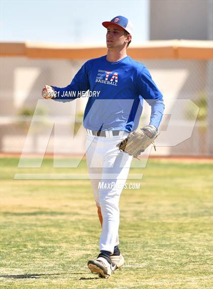 Thumbnail 3 in Bishop Manogue @ Bishop Gorman photogallery.