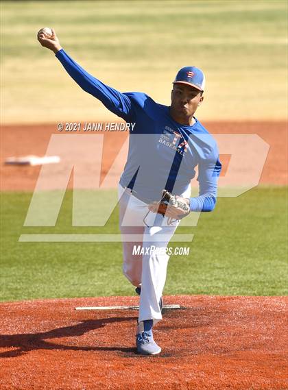 Thumbnail 3 in Bishop Manogue @ Bishop Gorman photogallery.