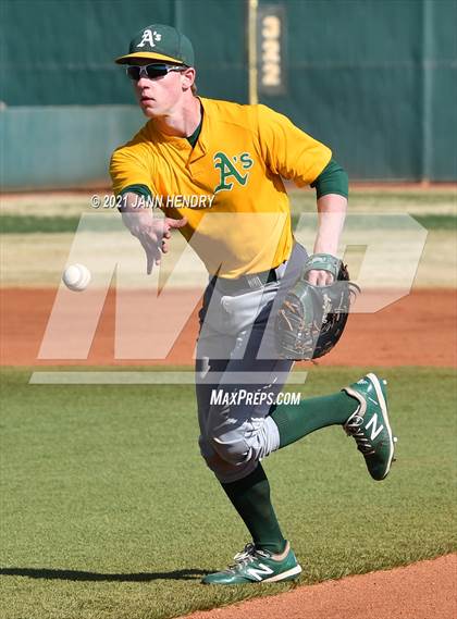 Thumbnail 1 in Bishop Manogue @ Bishop Gorman photogallery.