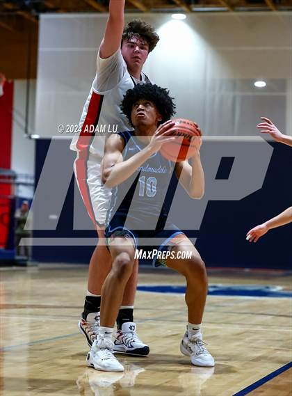 Thumbnail 1 in Meadowdale @ Juanita photogallery.