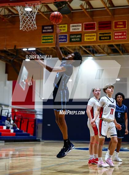 Thumbnail 3 in Meadowdale @ Juanita photogallery.