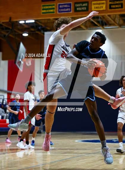 Thumbnail 2 in Meadowdale @ Juanita photogallery.