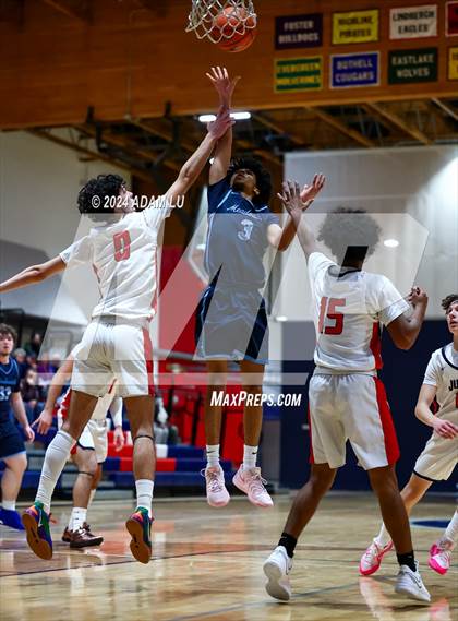 Thumbnail 2 in Meadowdale @ Juanita photogallery.