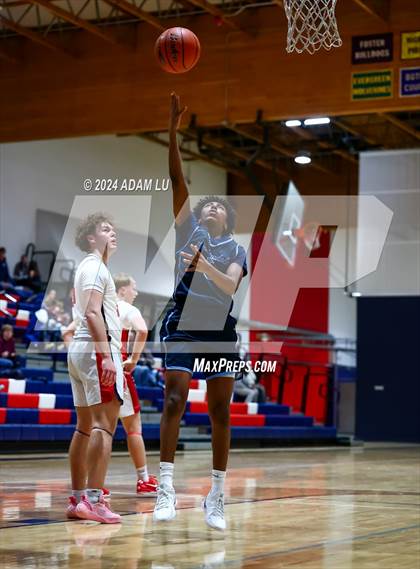 Thumbnail 2 in Meadowdale @ Juanita photogallery.
