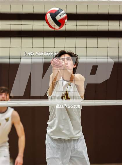 Thumbnail 1 in Agoura @ Crespi photogallery.