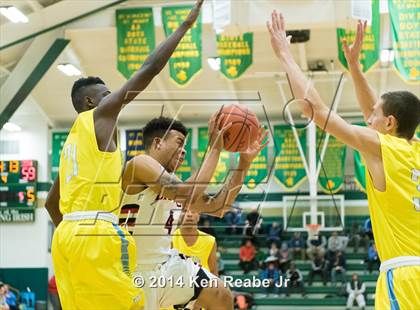 Thumbnail 3 in Huntington St. Joseph Prep vs. Hughes (LeBron James Classic) photogallery.