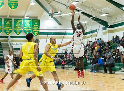 Thumbnail 1 in Huntington St. Joseph Prep vs. Hughes (LeBron James Classic) photogallery.