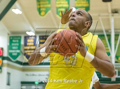 Thumbnail 3 in Huntington St. Joseph Prep vs. Hughes (LeBron James Classic) photogallery.