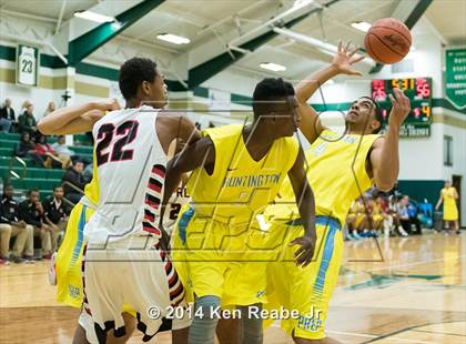 Thumbnail 1 in Huntington St. Joseph Prep vs. Hughes (LeBron James Classic) photogallery.