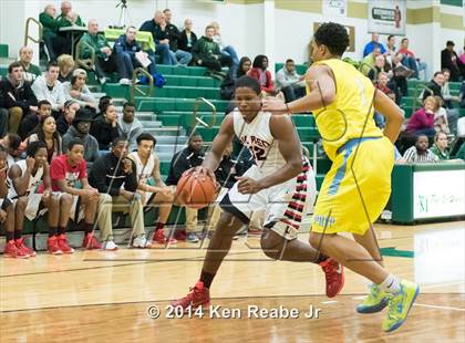 Thumbnail 1 in Huntington St. Joseph Prep vs. Hughes (LeBron James Classic) photogallery.