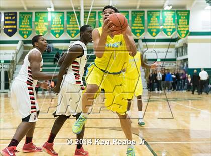 Thumbnail 2 in Huntington St. Joseph Prep vs. Hughes (LeBron James Classic) photogallery.