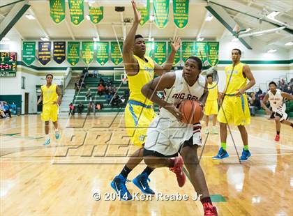 Thumbnail 2 in Huntington St. Joseph Prep vs. Hughes (LeBron James Classic) photogallery.