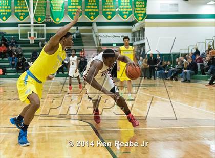 Thumbnail 1 in Huntington St. Joseph Prep vs. Hughes (LeBron James Classic) photogallery.