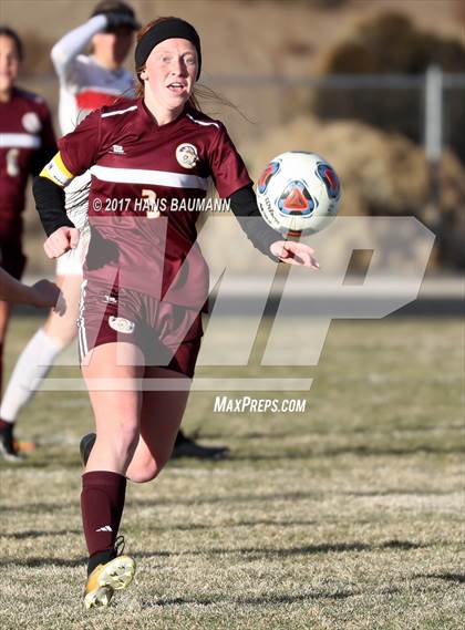 Thumbnail 1 in Truckee vs. Pahrump Valley photogallery.