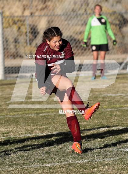 Thumbnail 3 in Truckee vs. Pahrump Valley photogallery.