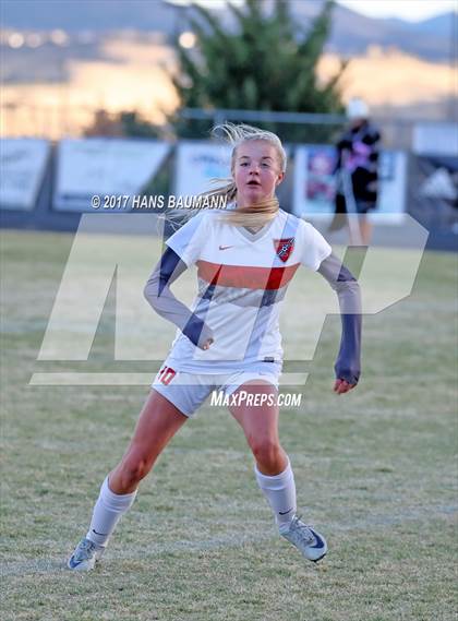 Thumbnail 1 in Truckee vs. Pahrump Valley photogallery.