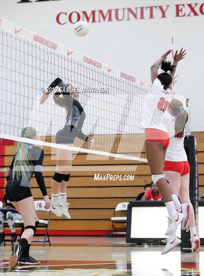 Thumbnail 1 in  Westlake @ Harvard-Westlake (CIF SS D2 Quarterfinal) photogallery.