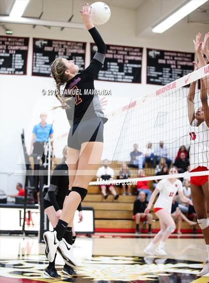 Thumbnail 2 in  Westlake @ Harvard-Westlake (CIF SS D2 Quarterfinal) photogallery.