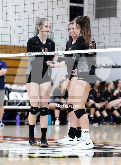 Thumbnail 3 in  Westlake @ Harvard-Westlake (CIF SS D2 Quarterfinal) photogallery.