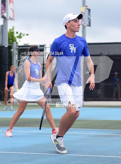 Thumbnail 3 in UIL Tennis 3A & 4A Mixed Doubles Quarterfinals photogallery.