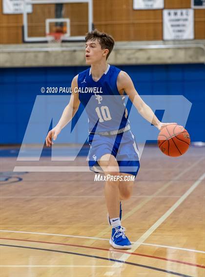 Thumbnail 1 in Seattle Prep vs. Bellevue (WIAA 3A District 2 Playoff) photogallery.