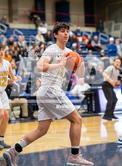 Thumbnail 2 in Seattle Prep vs. Bellevue (WIAA 3A District 2 Playoff) photogallery.