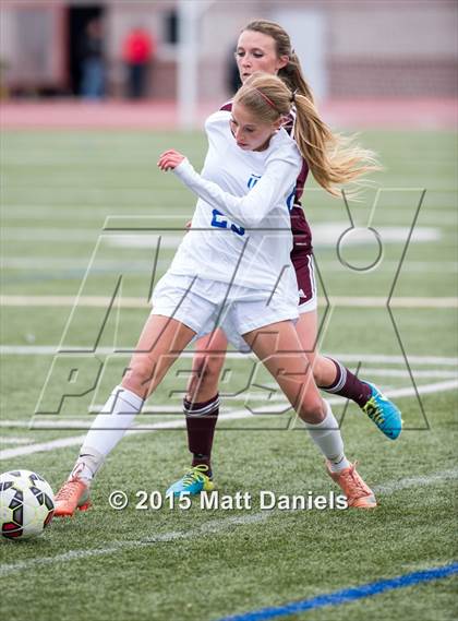 Thumbnail 3 in Ponderosa vs. Legend photogallery.