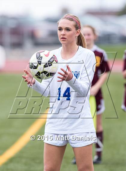 Thumbnail 1 in Ponderosa vs. Legend photogallery.