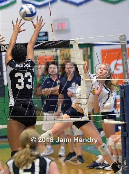 Thumbnail 3 in Rancho Cucamonga vs. Oak Ridge (Durango Fall Classic) photogallery.