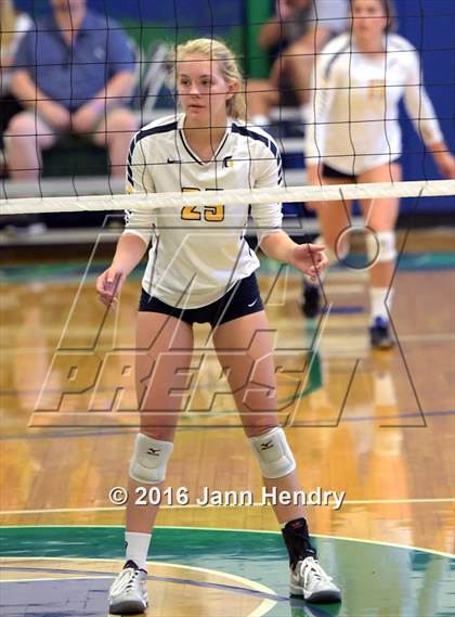 Thumbnail 1 in Rancho Cucamonga vs. Oak Ridge (Durango Fall Classic) photogallery.