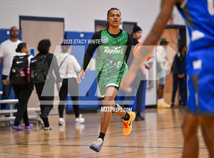 Thumbnail 2 in Dillard v IDN Raptors (Tampa Bay Christmas Invitational) photogallery.