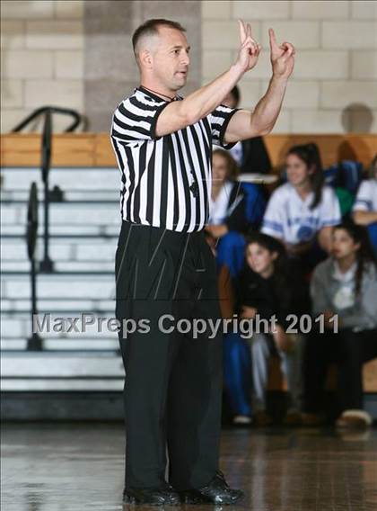 Thumbnail 1 in Ardsley vs Dobbs Ferry (33rd Annual William Warnock Memorial Tournament) photogallery.