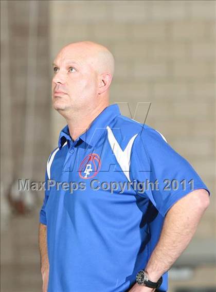 Thumbnail 2 in Ardsley vs Dobbs Ferry (33rd Annual William Warnock Memorial Tournament) photogallery.